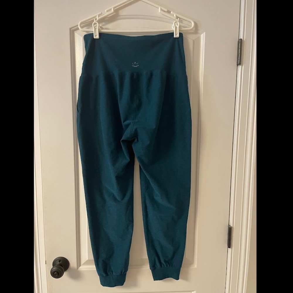 Beyond Yoga Maternity Joggers - Teal Size Large